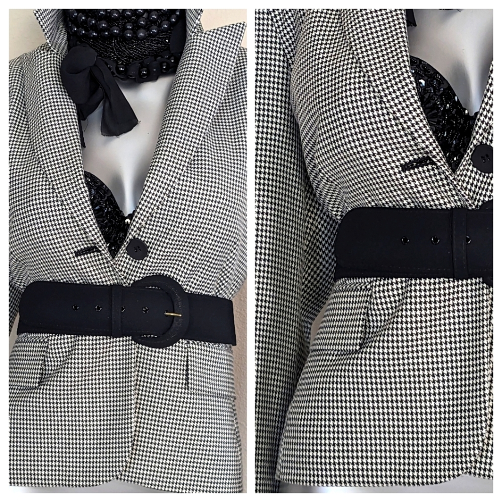 "Larry Levine by Signature" Black White Pepplum Back Classic Button Down Blazer